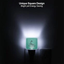 Night Light, A Logo For Traveling With A Palm Tree In The Background. 4 Night Light, A Logo For Traveling With A Palm Tree In The Background. -Pattern Diy Shop cdb09f0f15e00989bc055670bf5ffc4993e332c2